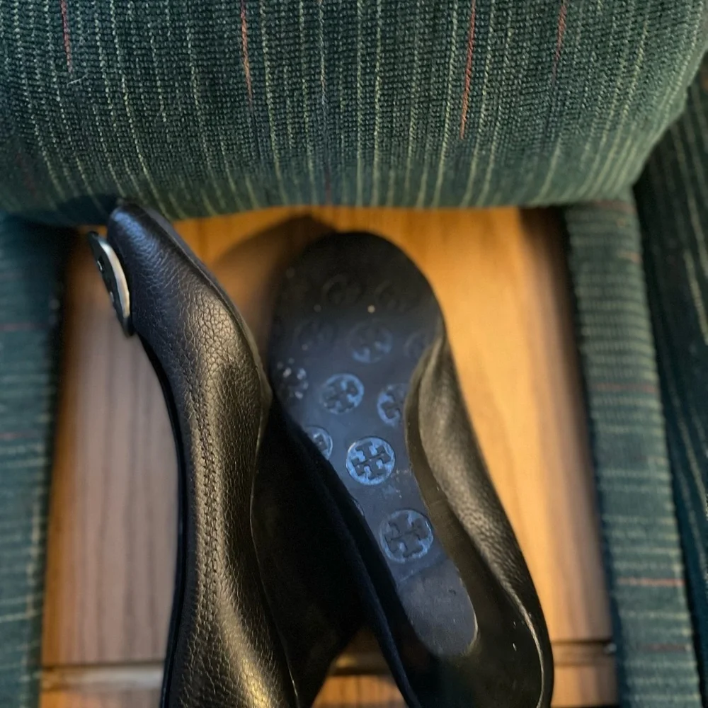 Tory Burch Women’s Leather Pump